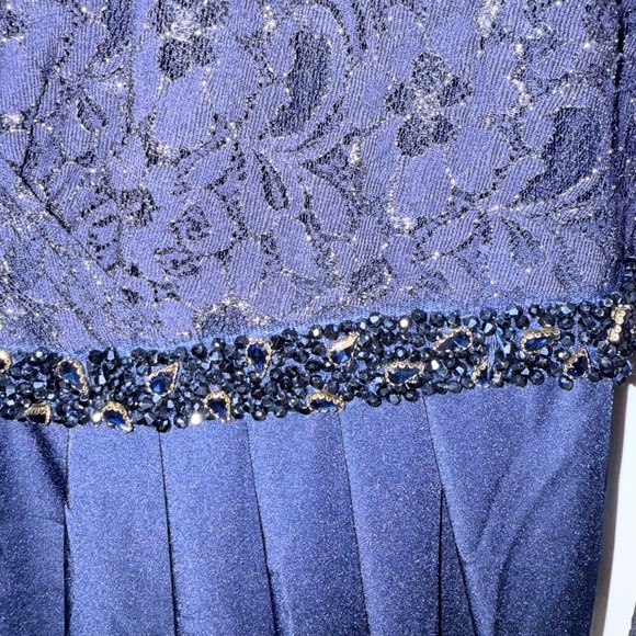 Mac Duggar special occasion gown size 18 blue lace with gold and beaded belt - Picture 10 of 15